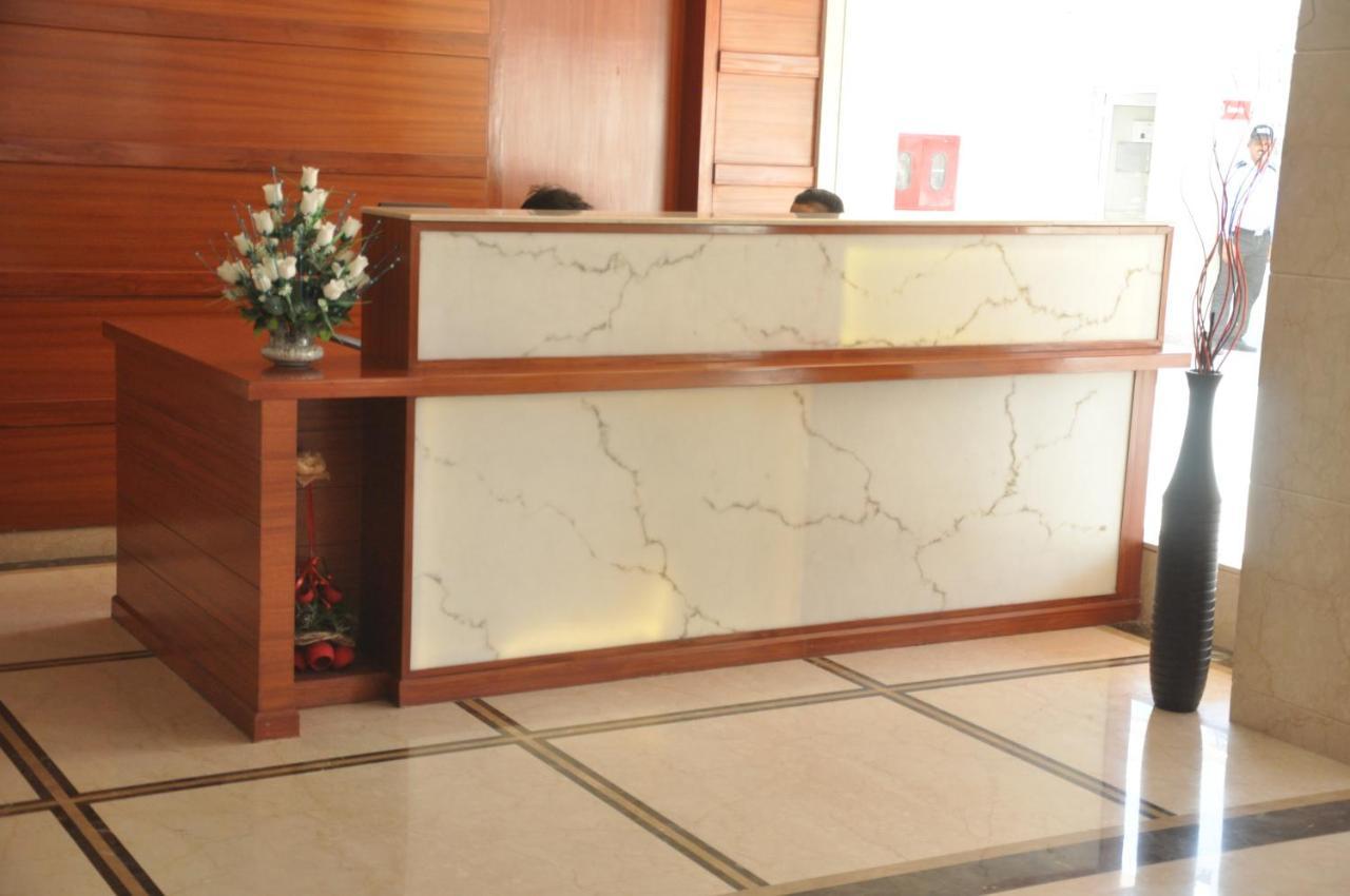 Spree Hotel Jaipur Extérieur photo