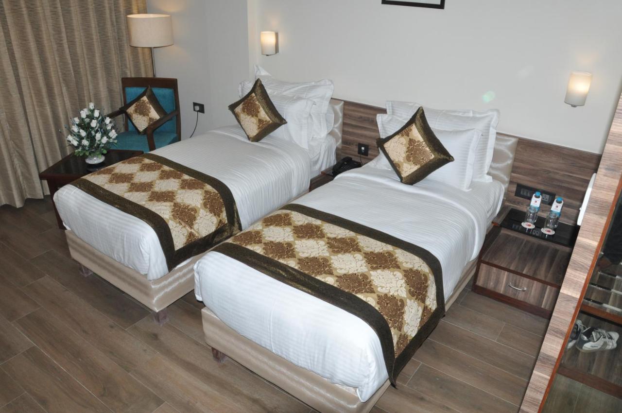 Spree Hotel Jaipur Extérieur photo