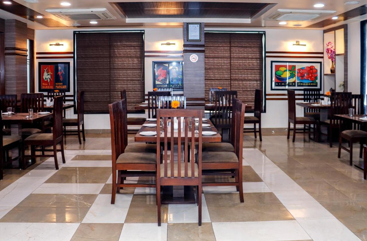 Spree Hotel Jaipur Extérieur photo
